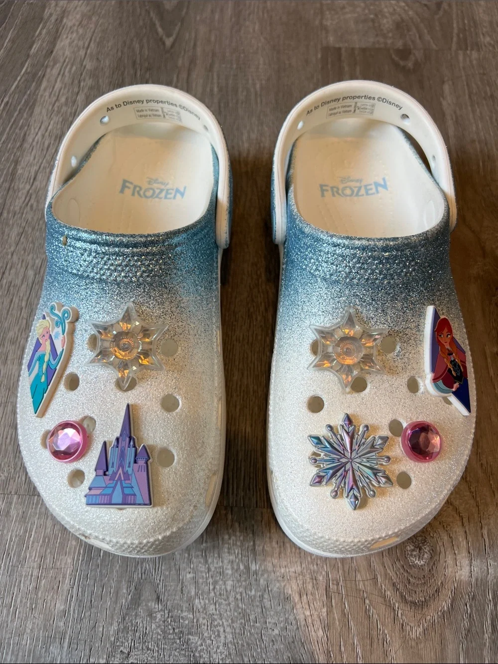 Disney Frozen Crocs Platform Glitter Ombré Clogs Women's Size 7 White & Blue